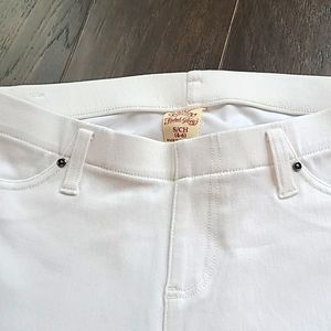 ***SOLD**(Faded Glory Super skinny white jeans